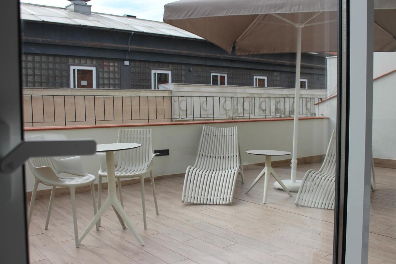 Apartamentos Centro Jardines Madrid Extérieur photo